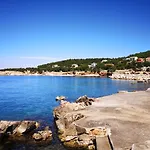 Morska Grota Povile