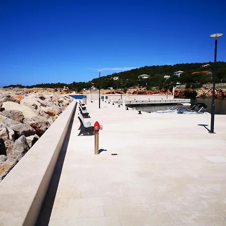 Pensjonat Morska Grota 3*