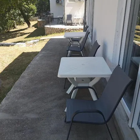 Pensionat Morska Grota Povile