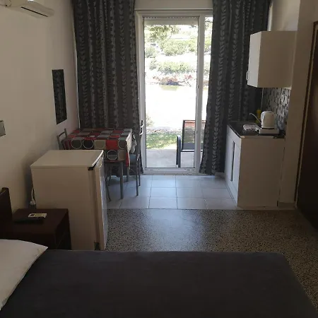 Morska Grota Pensionat Povile