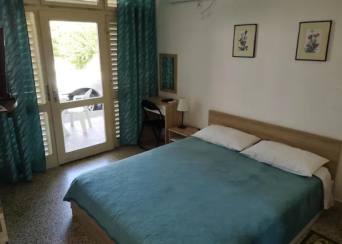 Gostinjska kuća Morska Grota Povile