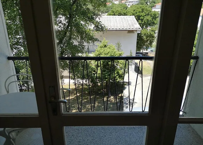 Gostinjska kuća Morska Grota 3*
